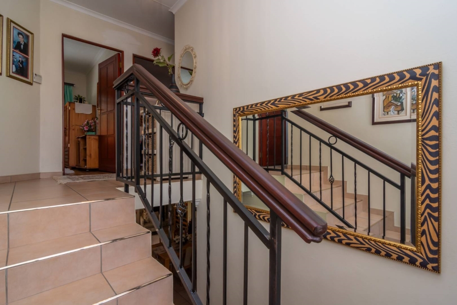 4 Bedroom Property for Sale in Willowbrook Gauteng