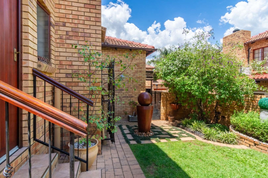 4 Bedroom Property for Sale in Willowbrook Gauteng