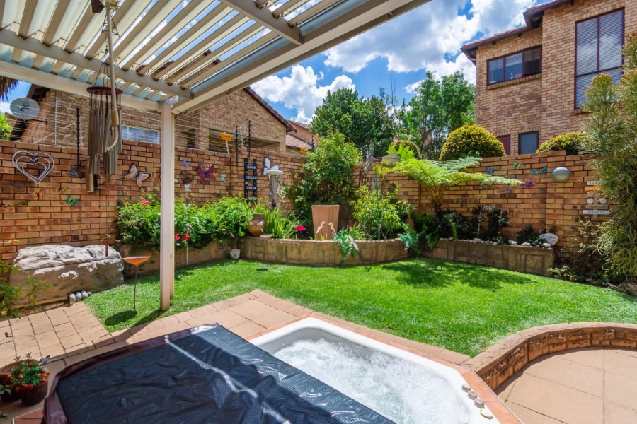 4 Bedroom Property for Sale in Willowbrook Gauteng