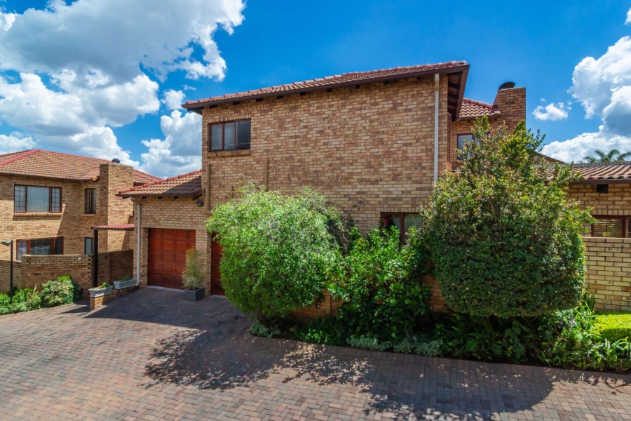 4 Bedroom Property for Sale in Willowbrook Gauteng