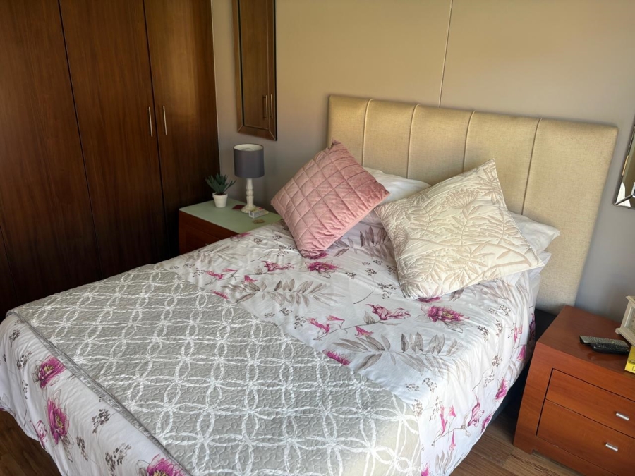 2 Bedroom Property for Sale in Mulbarton Gauteng