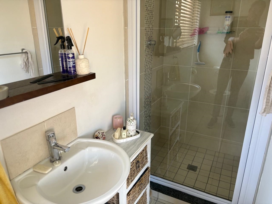 2 Bedroom Property for Sale in Mulbarton Gauteng