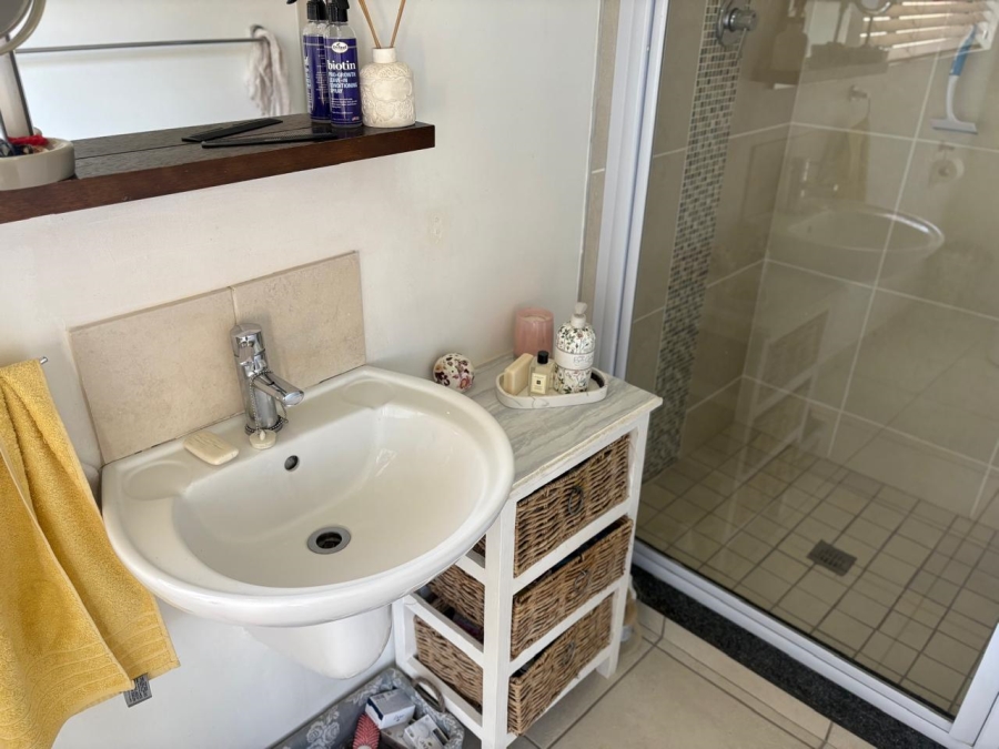 2 Bedroom Property for Sale in Mulbarton Gauteng