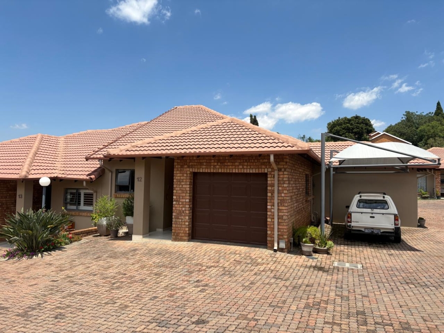 2 Bedroom Property for Sale in Mulbarton Gauteng