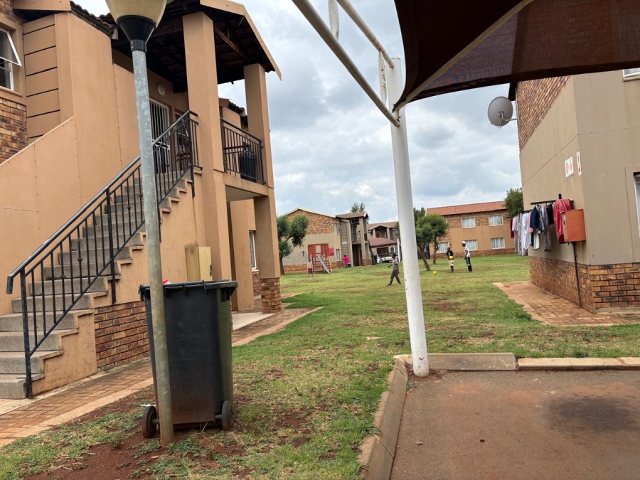 2 Bedroom Property for Sale in Protea Glen Gauteng