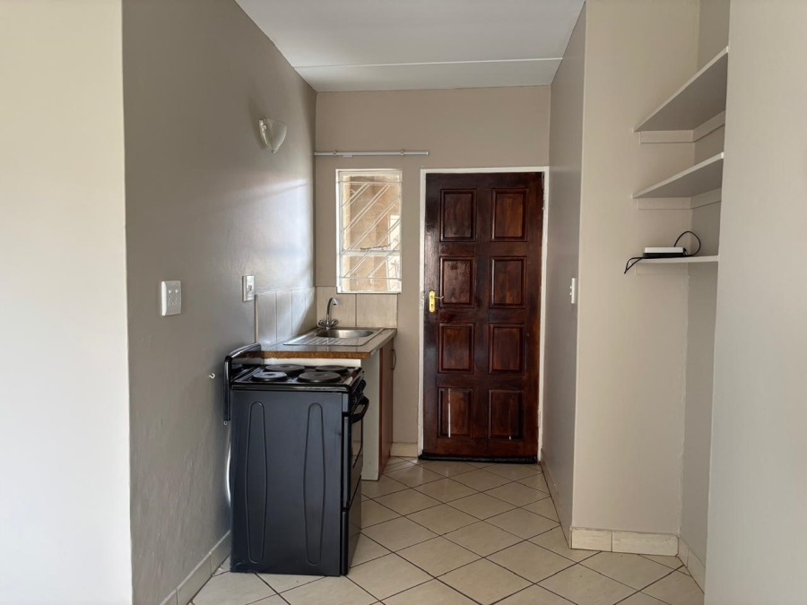 2 Bedroom Property for Sale in Protea Glen Gauteng