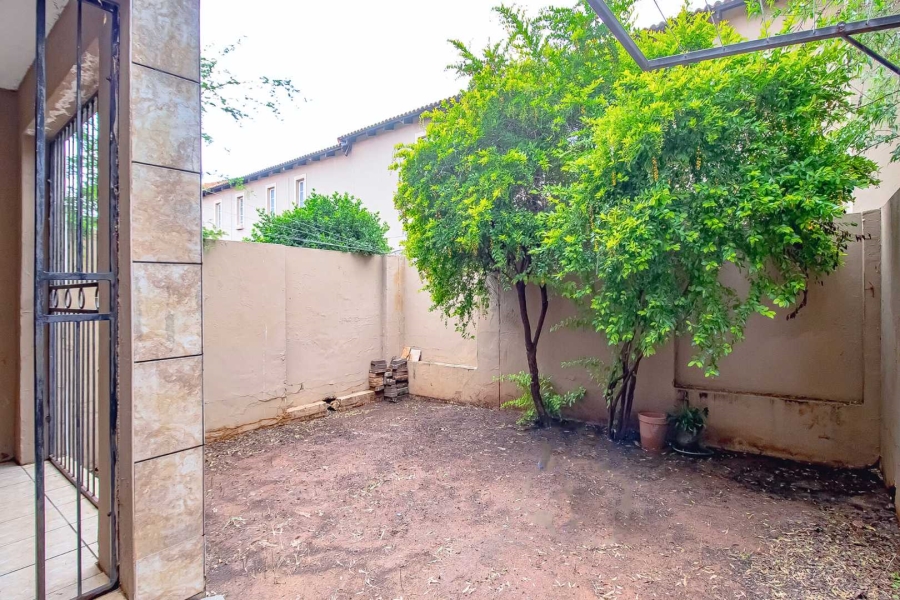 3 Bedroom Property for Sale in Annlin Gauteng