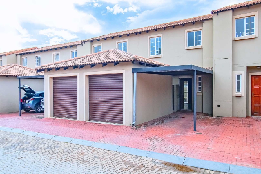 3 Bedroom Property for Sale in Annlin Gauteng