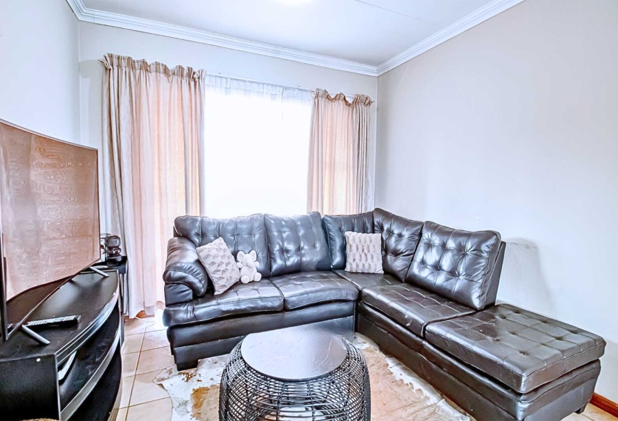 3 Bedroom Property for Sale in Annlin-wes Gauteng