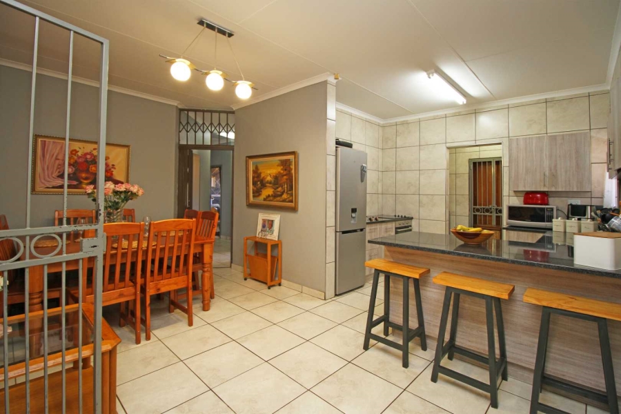 3 Bedroom Property for Sale in Eike Park Gauteng