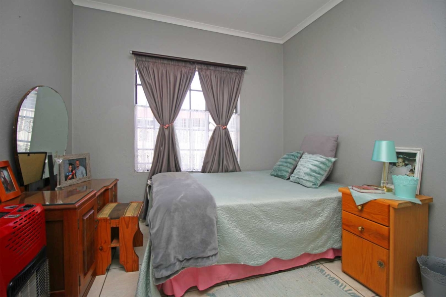 3 Bedroom Property for Sale in Eike Park Gauteng