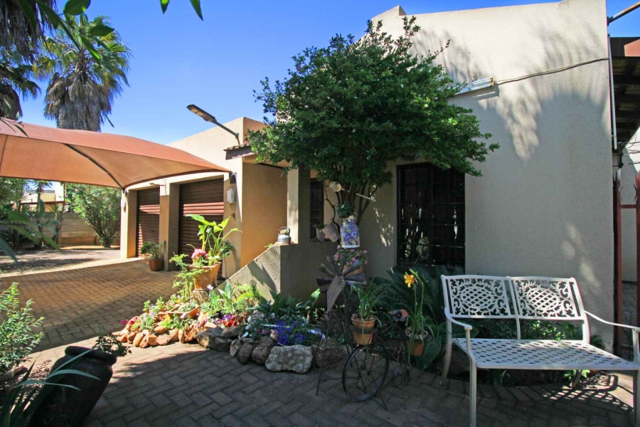 3 Bedroom Property for Sale in Eike Park Gauteng