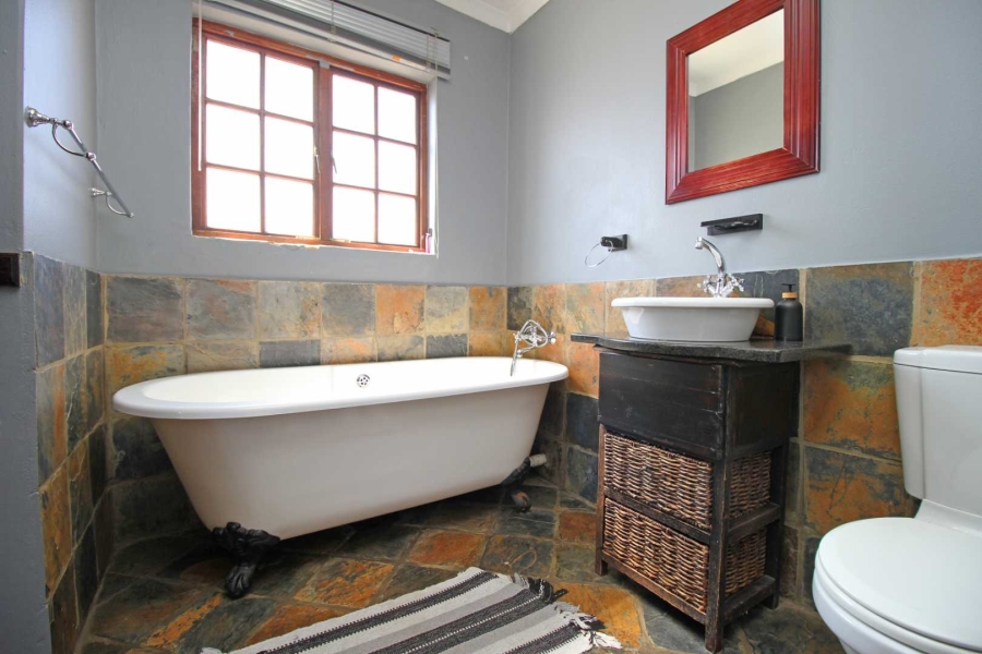 3 Bedroom Property for Sale in Eike Park Gauteng