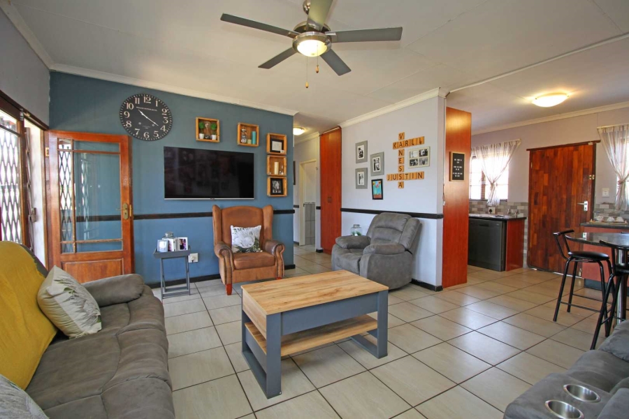 3 Bedroom Property for Sale in Eike Park Gauteng