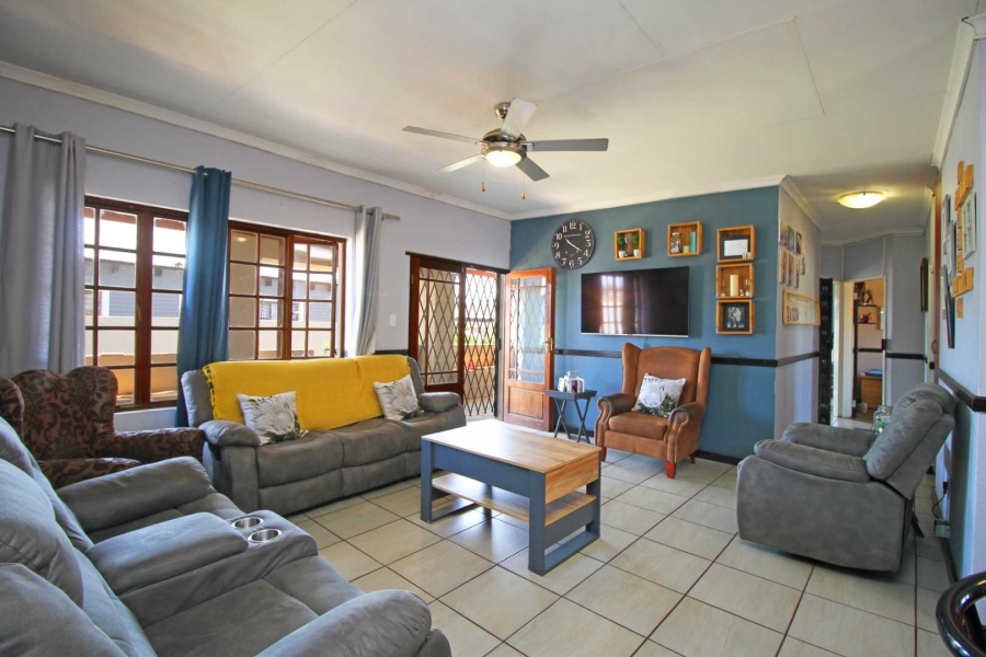 3 Bedroom Property for Sale in Eike Park Gauteng