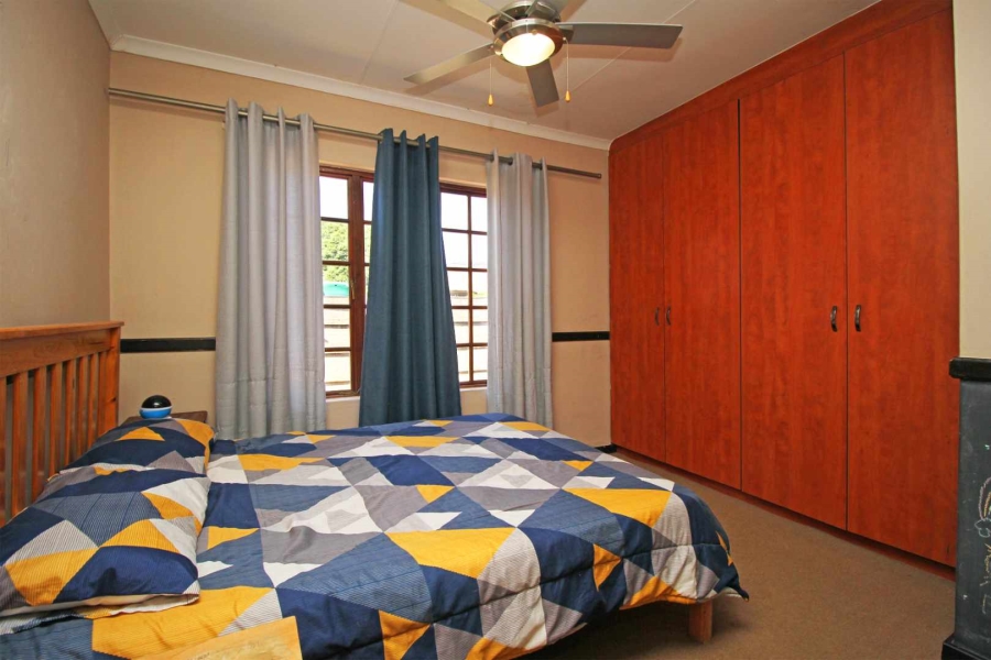 3 Bedroom Property for Sale in Eike Park Gauteng