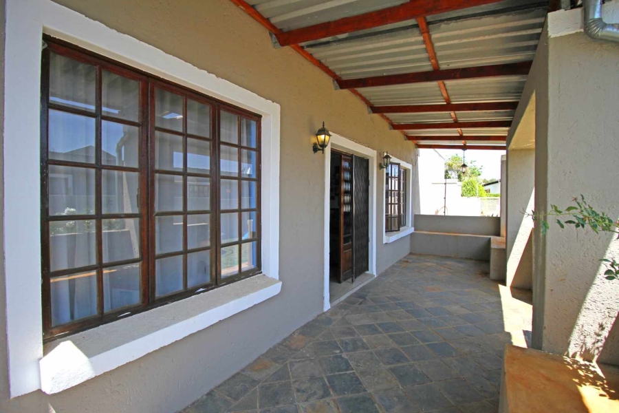 3 Bedroom Property for Sale in Eike Park Gauteng
