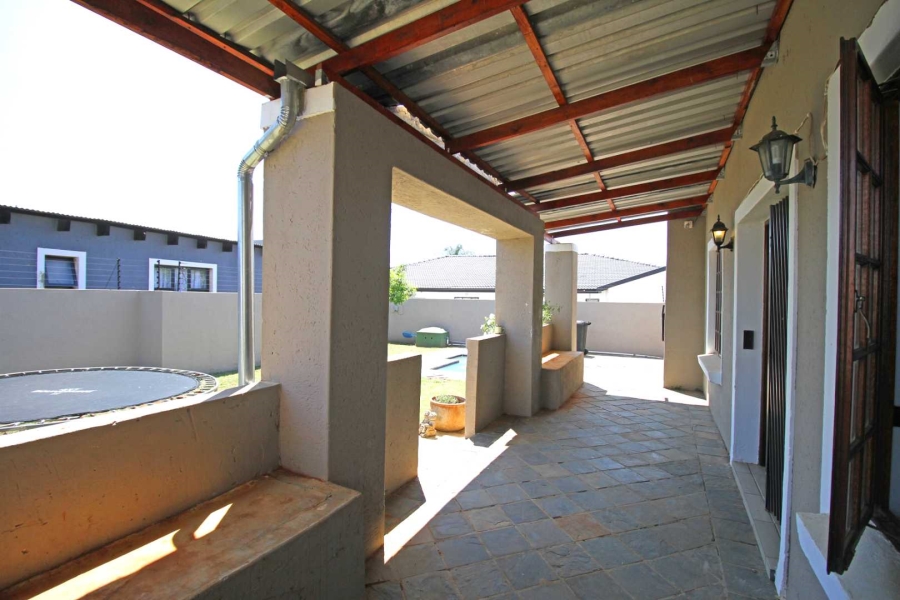 3 Bedroom Property for Sale in Eike Park Gauteng