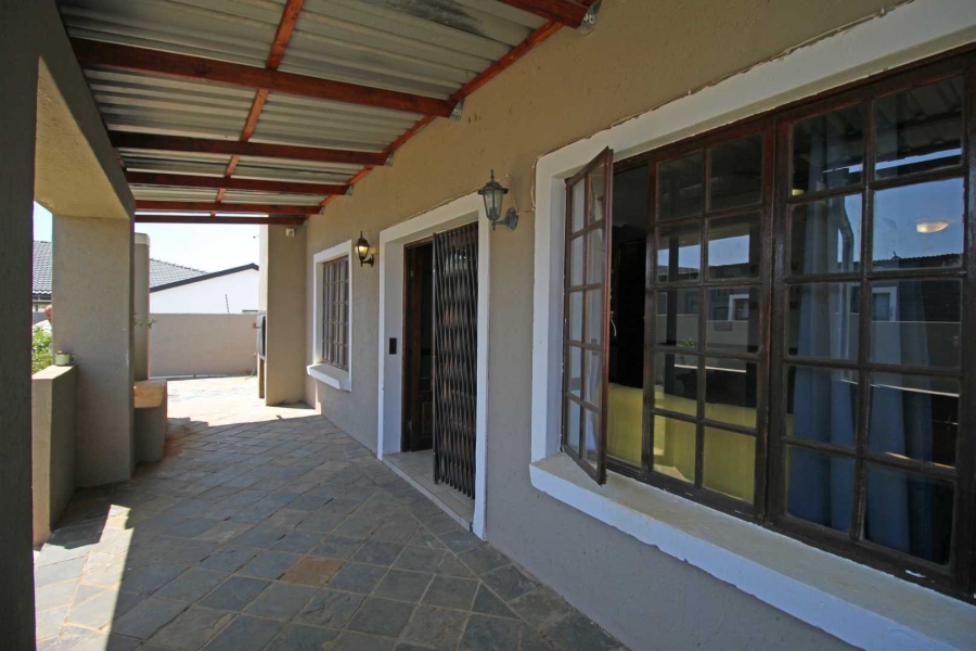 3 Bedroom Property for Sale in Eike Park Gauteng