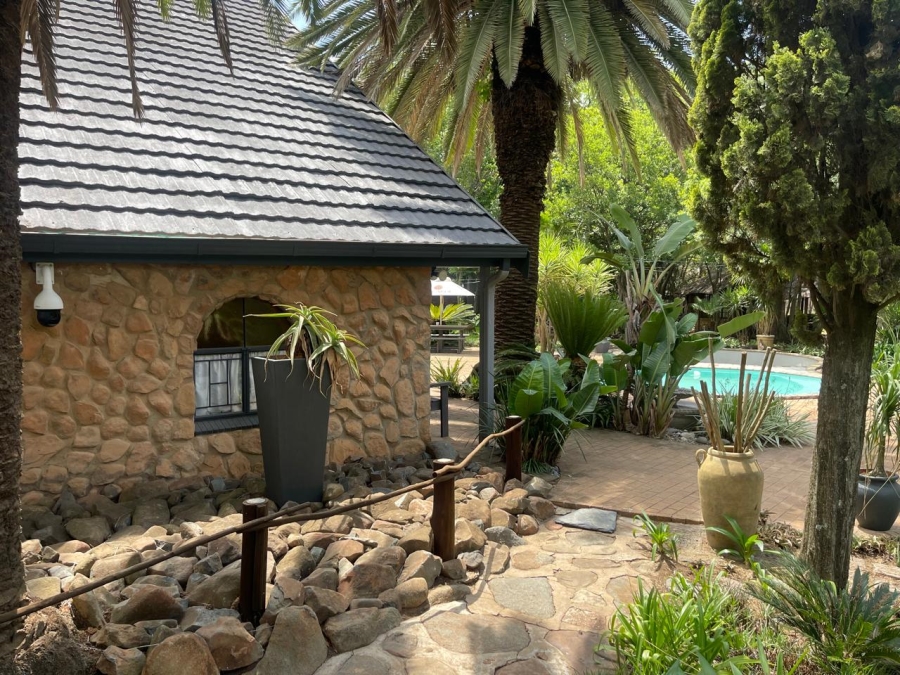 4 Bedroom Property for Sale in Donkerhoek AH Gauteng