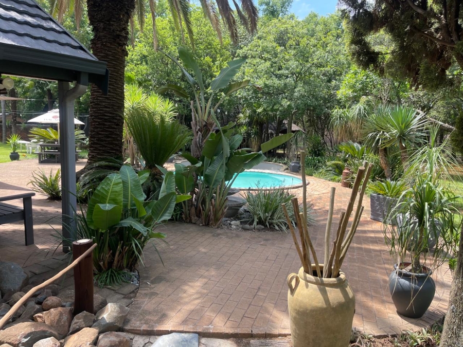 4 Bedroom Property for Sale in Donkerhoek AH Gauteng