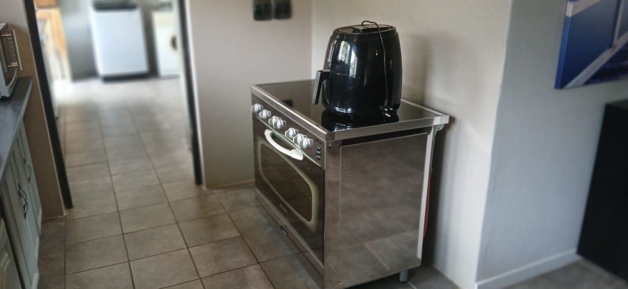 4 Bedroom Property for Sale in Donkerhoek AH Gauteng