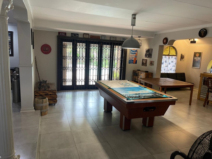 4 Bedroom Property for Sale in Donkerhoek AH Gauteng