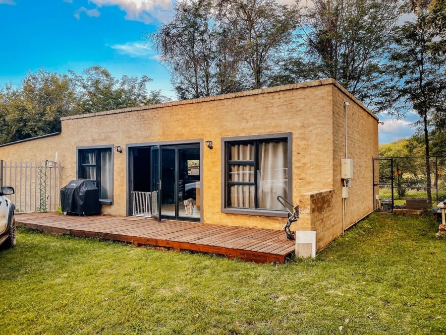 4 Bedroom Property for Sale in Donkerhoek AH Gauteng