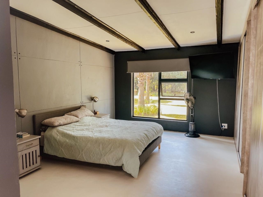 4 Bedroom Property for Sale in Donkerhoek AH Gauteng