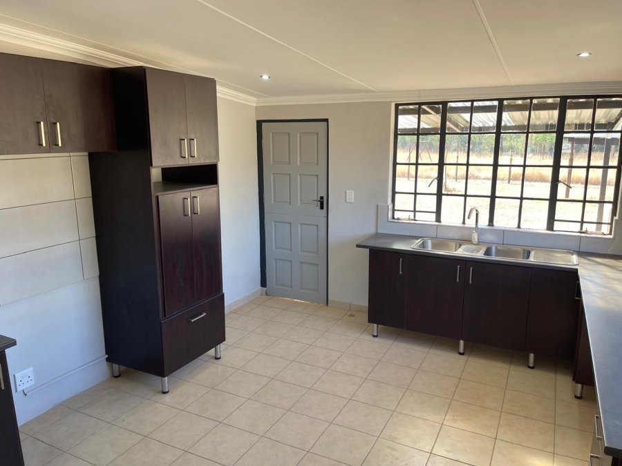 4 Bedroom Property for Sale in Donkerhoek AH Gauteng