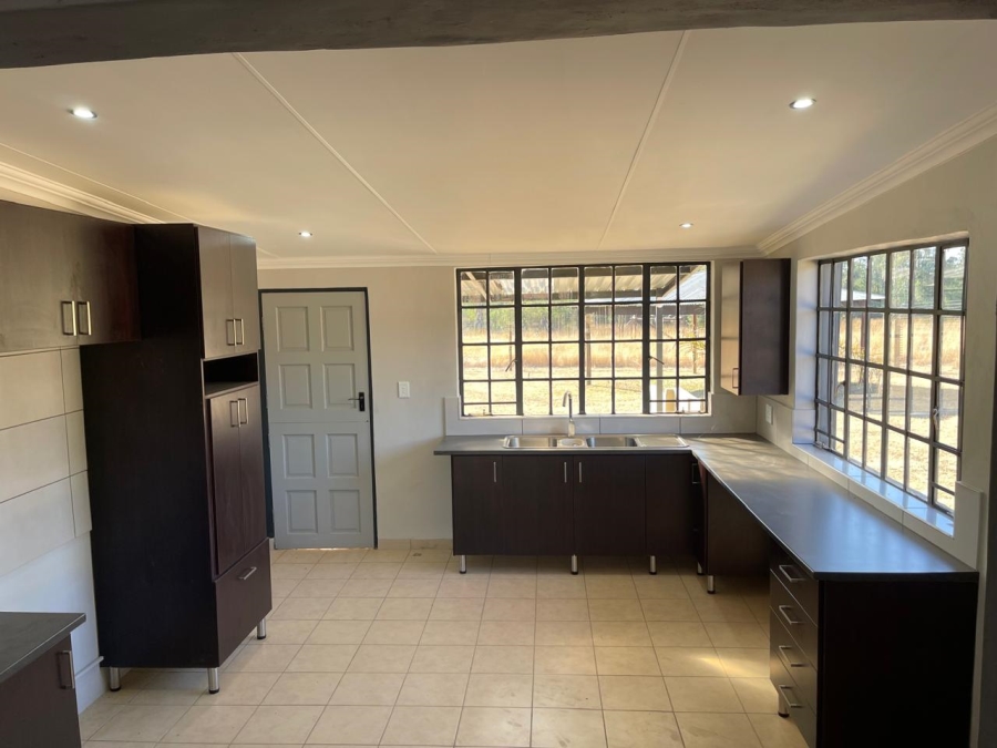 4 Bedroom Property for Sale in Donkerhoek AH Gauteng