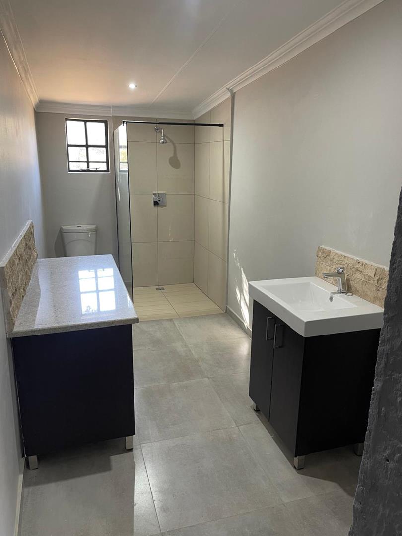 4 Bedroom Property for Sale in Donkerhoek AH Gauteng