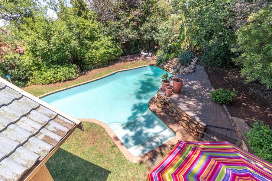 4 Bedroom Property for Sale in Helderkruin Gauteng