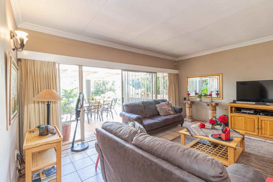 4 Bedroom Property for Sale in Helderkruin Gauteng