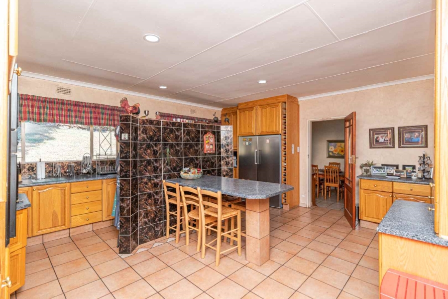 4 Bedroom Property for Sale in Helderkruin Gauteng