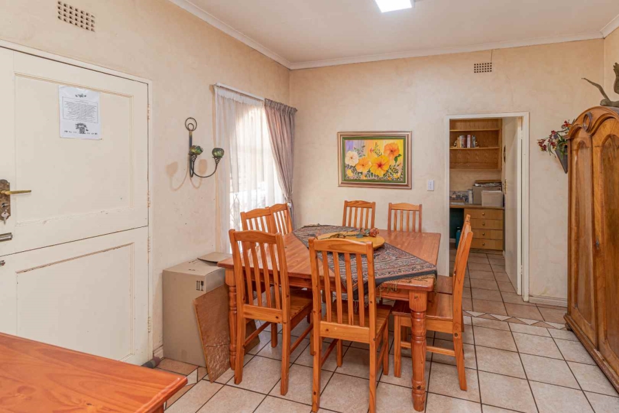 4 Bedroom Property for Sale in Helderkruin Gauteng