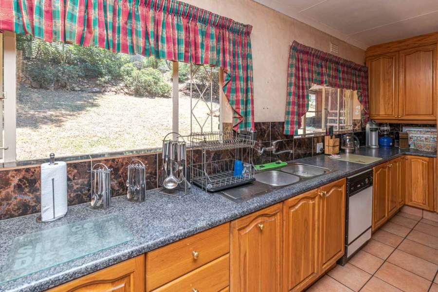 4 Bedroom Property for Sale in Helderkruin Gauteng