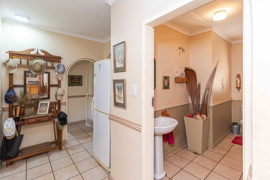 4 Bedroom Property for Sale in Helderkruin Gauteng