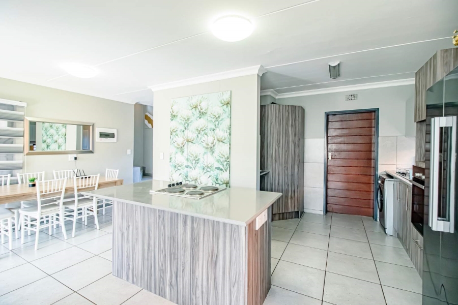 3 Bedroom Property for Sale in Zambezi Manor Lifestyle Estate Gauteng