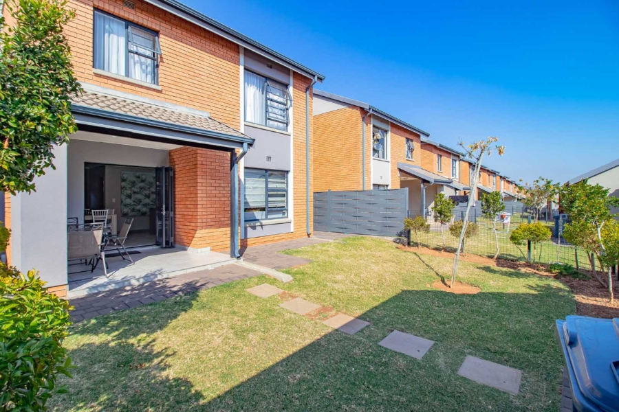 3 Bedroom Property for Sale in Zambezi Manor Lifestyle Estate Gauteng