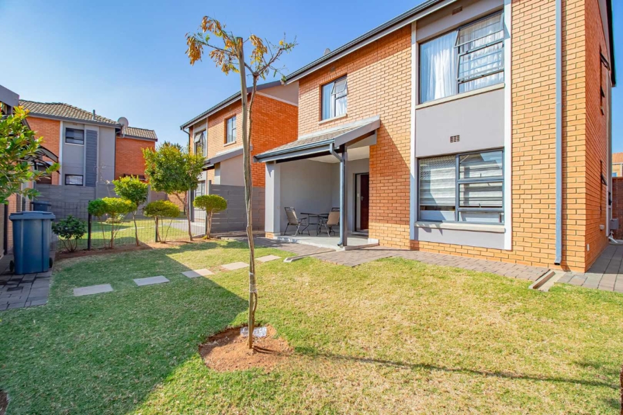 3 Bedroom Property for Sale in Zambezi Manor Lifestyle Estate Gauteng