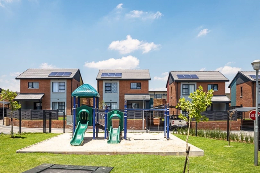 3 Bedroom Property for Sale in Zambezi Manor Lifestyle Estate Gauteng