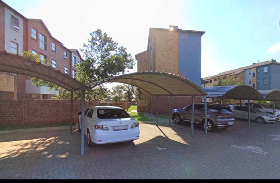 2 Bedroom Property for Sale in Montana Tuine Gauteng