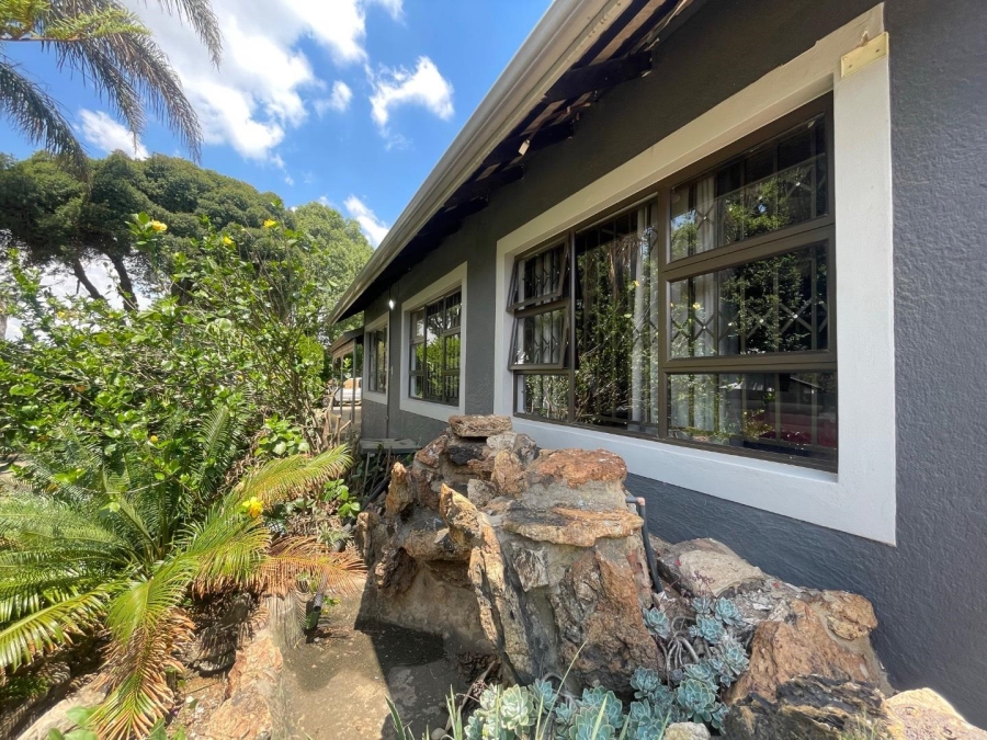 3 Bedroom Property for Sale in Birchleigh Gauteng