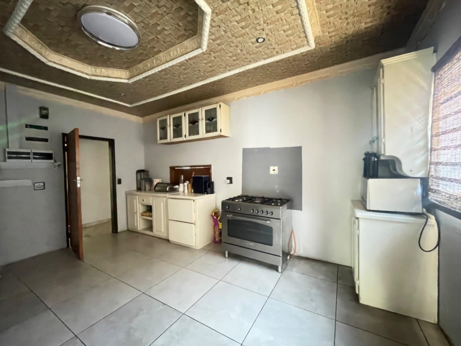 3 Bedroom Property for Sale in Birchleigh Gauteng