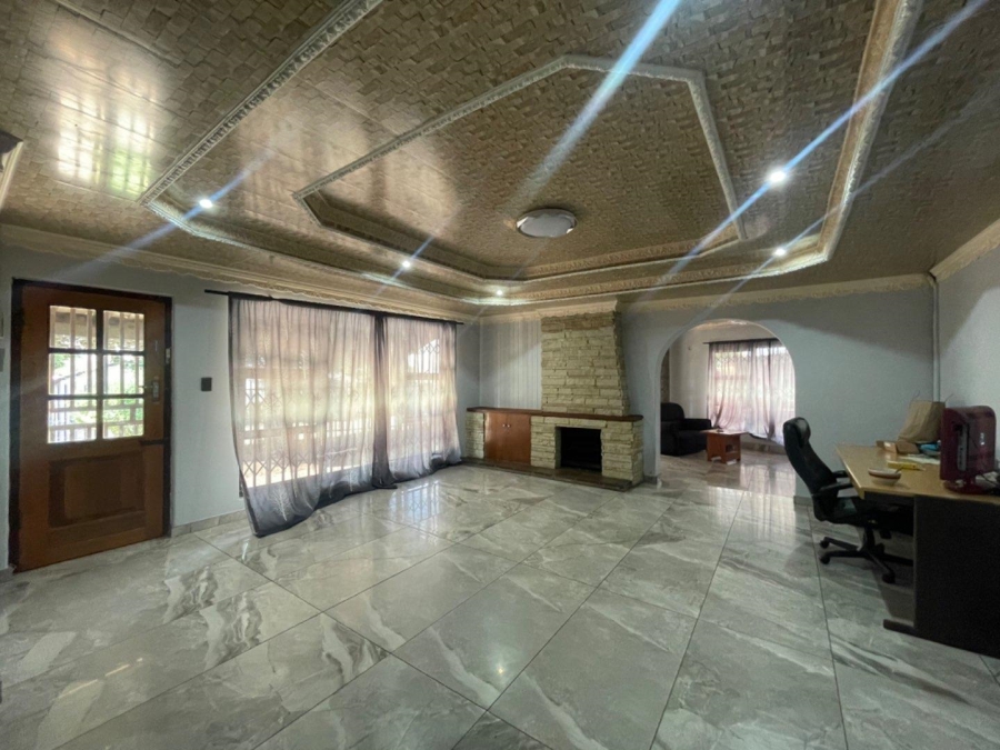 3 Bedroom Property for Sale in Birchleigh Gauteng