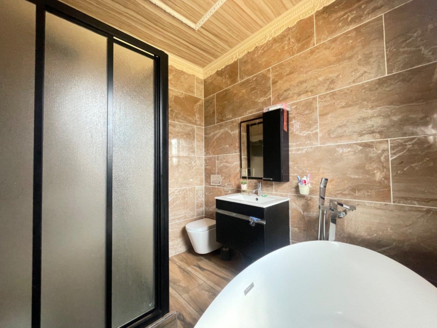 3 Bedroom Property for Sale in Birchleigh Gauteng