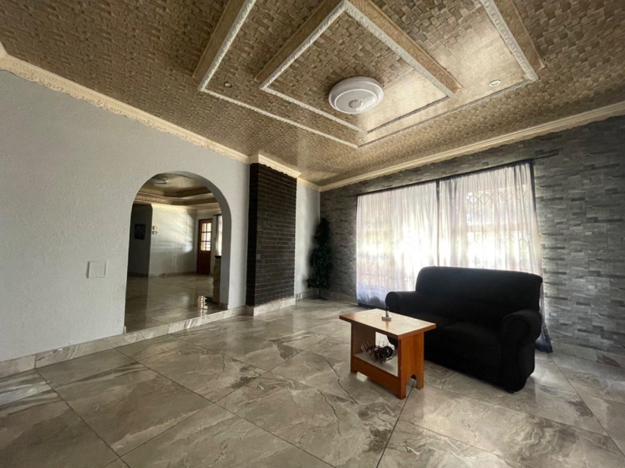 3 Bedroom Property for Sale in Birchleigh Gauteng