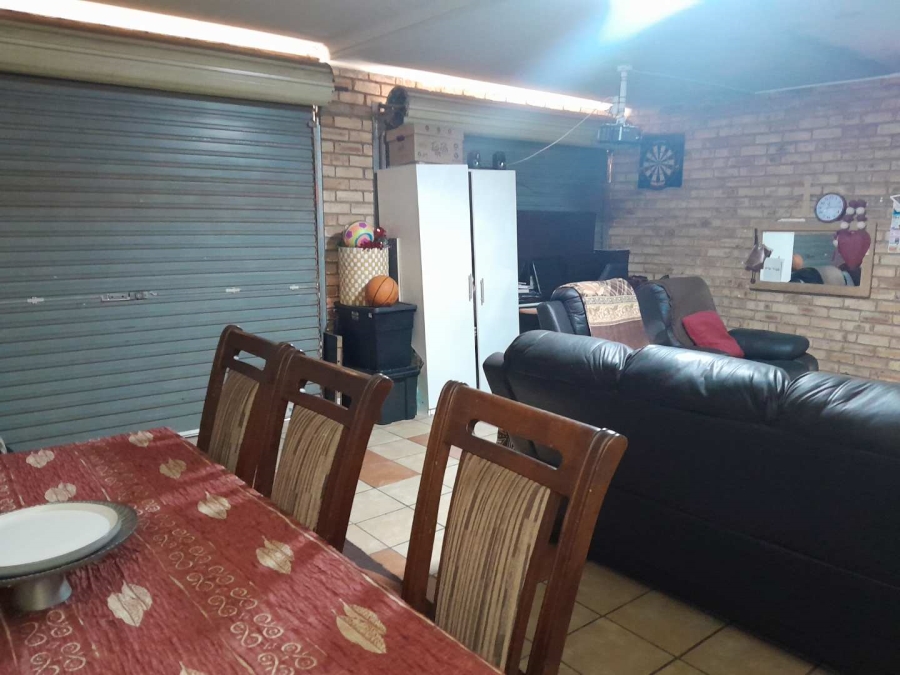 3 Bedroom Property for Sale in Elandspark Gauteng