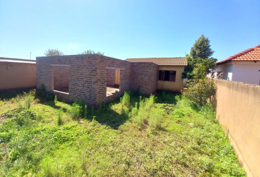 2 Bedroom Property for Sale in Soshanguve South Gauteng